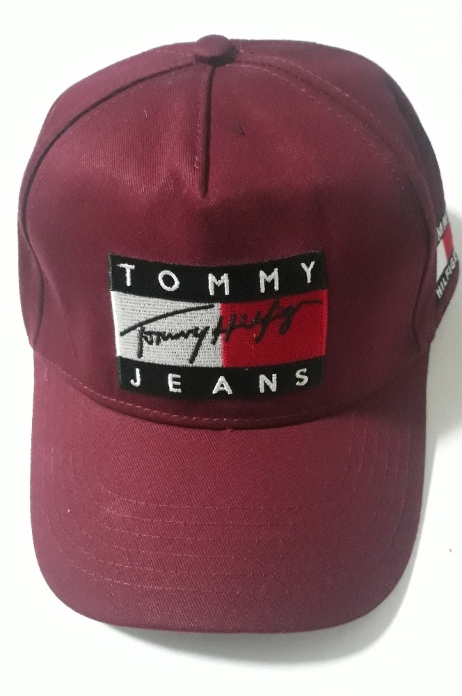 Burgandy Tommy Hilfiger hat